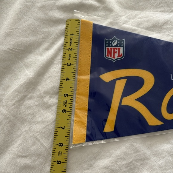 NEW Los Angeles RAMS Fan Pack - Pennant & Rally Towel🏈 - Picture 5 of 6